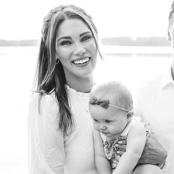 Meet your Posher, Marni - Picture 1 of 1